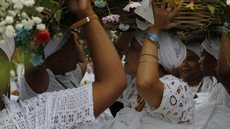 Celebração ao Dia de Iemanjá, na praia do Arpoador - Imagem: Reprodução / Agência Brasil / Fernando Frazão
