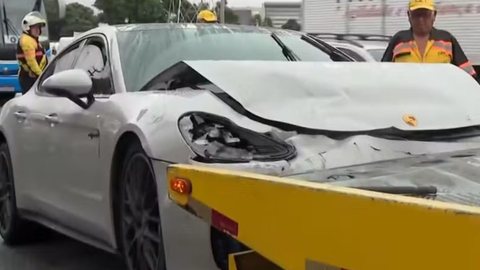 Veículos foram apreendidos e encaminhados para perícia; caso está sendo investigado pelo 8º DP do Brás em São Paulo - Imagem: Reprodução/TV Globo