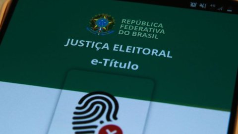 Situação pode ser consultada no site do TSE ou pelo aplicativo e-Título. - Imagem: Reprodução/Agência Brasil.