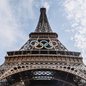 Prefeita de Paris afirma que os anéis olímpicos ficarão na Torre Eiffel até 2028 - Imagem: Reprodução / Instagram / @toureiffelofficielle