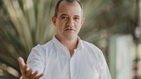 Prefeito Leitinho “premia” auxiliar que manifestou preconceito - Imagem: Reprodução / Redes Sociais