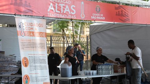 Tendas estarão disponíveis diariamente, operando das 10h às 16h - Imagem: Reprodução / Agência Brasil / Paulo Pinto