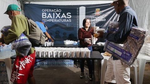 Prefeitura de São Paulo intensifica ações contra o frio com oferta de comida, cobertores e serviços de acolhimento - Imagem: Reprodução/Prefeitura de São Paulo