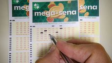No último sorteio da Mega-Sena, concurso 2.786, não houve ganhadores do prêmio principal - Imagem: Reprodução / Rafa Neddermeyer / Agência Brasil