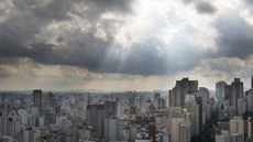 Sol retorna, mas madrugadas seguem geladas na capital paulista - Imagem: Reprodução | Suamy Beydoun