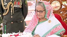 Primeira-ministra de Bangladesh renuncia ao cargo e foge do país em meio a protestos - Imagem: Reprodução / Instagram / @sheikhhasina.mp
