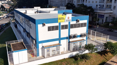 Com mais de 1.500 m², UBS Helena Miguel Rezek reúne consultórios, farmácia, sala de vacinação e serviços de diferentes especialidades para a população local - Imagem: JFDiorio/PrefSP