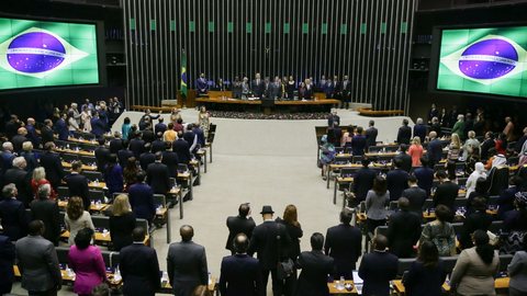 Proposta para proibir aborto legal avança na Câmara dos Deputados - Imagem: Reprodução / Agência Brasil / Lula Marques