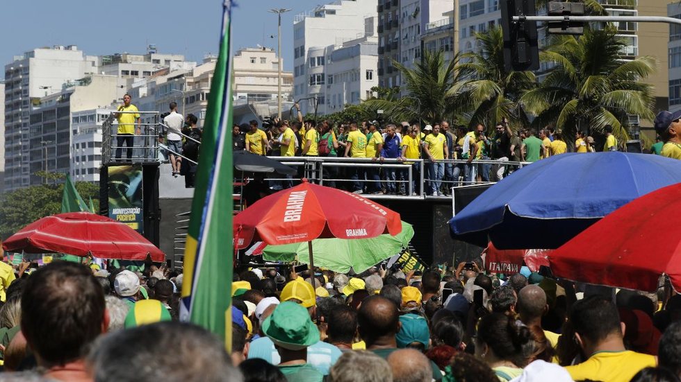Manifestação bolsonarista em Copacabana, em abril de 2024 - Imagem: Reprodução / Fernando Frazão / Agência Brasil