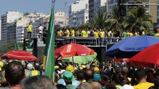 Manifestação bolsonarista em Copacabana, em abril de 2024 - Imagem: Reprodução / Fernando Frazão / Agência Brasil