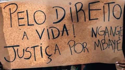 Ato reuniu centenas de pessoas no centro da cidade após a morte do ambulante em ação da PM - Imagem: Reprodução | Redes Sociais Thiago Gustavo @th2city