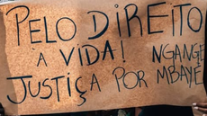 Ato reuniu centenas de pessoas no centro da cidade após a morte do ambulante em ação da PM - Imagem: Reprodução | Redes Sociais Thiago Gustavo @th2city