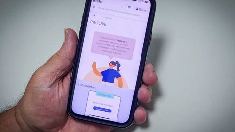 O Prouni disponibiliza um total de 338.444 bolsas nesta edição - Imagem: Reprodução /  Rafa Neddermeyer / Agência Brasil
