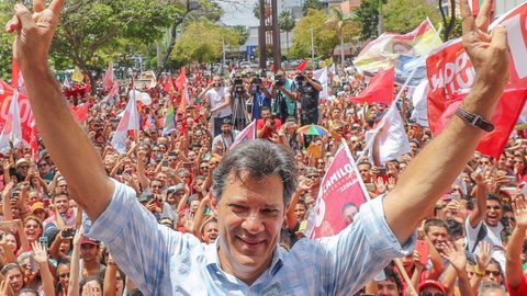 Político foi prefeito da capital paulista de 2012 a 2016 - imagem: reprodução Instagram @fernandahaddadoficial
