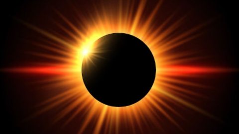 Apesar de ser visível em todo o mundo, o eclipse contará com transmissões ao vivo - Imagem: Reprodução/Freepik