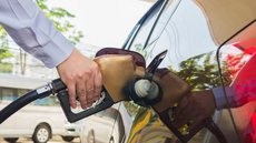 A ANP divulgou a queda no preço médio do litro de todos os combustíveis nesta semana. - Imagem: reprodução I Freepik