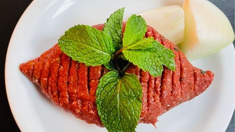 ‘Quibe Cru’; aprenda a fazer o prato mais popular do Oriente Médio - Imagem: Divulgação/Chef Luiz Borba