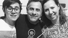 Rafael Miguel seus pais, João Alcisio Miguel e Miriam Selma Miguel - Imagem: Reprodução/Twitter/X