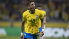 Raphinha comemora seu gol pela seleção brasileira Brasil contra o Paraguai - Imagem: Lucas Figueiredo/CBF