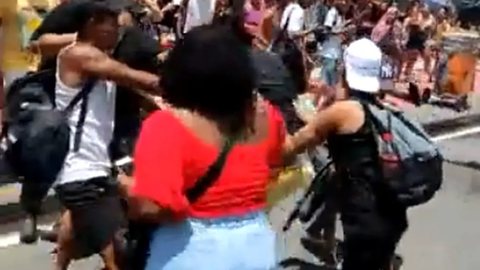 A briga entre fãs do RBD foi filmada por testemunhas e o caso passou a ser investigado pela polícia - Imagem: reprodução/TV Globo