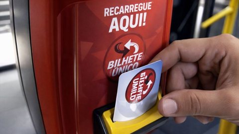 Tarifa sobe na terça e recarga antecipada mantém preço antigo. - Imagem: Reprodução.
