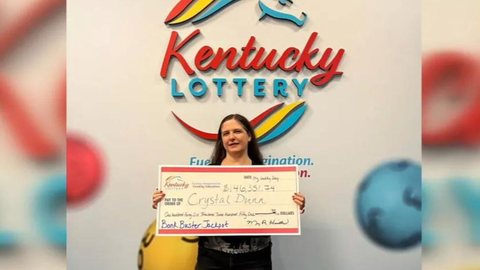Crystal Dunn, mulher vencedora da loteria de Kentucky (EUA) - Imagem: Reprodução/Kentucky Lottery