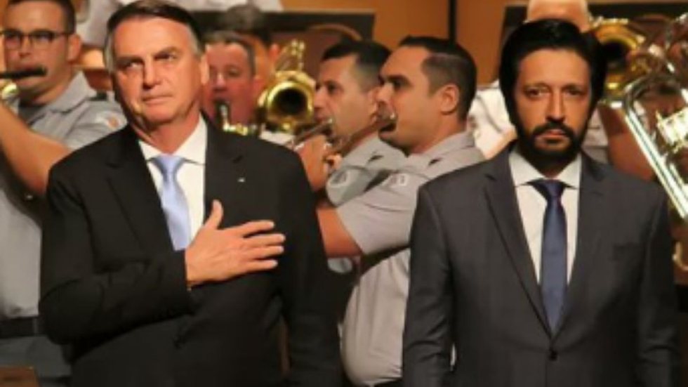 Bolsonaro e Ricardo Nunes almoçaram juntos na última terça-feira (26) e falaram sobre essa aliança - Imagem: Reprodução/Instagram @CarlosZarattini