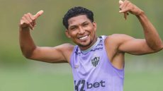 De saída do galo, Rony já teria acertado com o Santos - Foto:Pedro Souza / Atlético