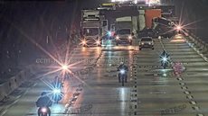 O acidente começou com um carro em baixa velocidade, levando a uma série de colisões que paralisaram o tráfego no túnel - Imagem: Divulgação/Artesp