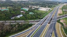 O primeiro trecho do Rodoanel Norte foi entregue em dezembro e a conclusão da segunda etapa está prevista para este ano - Imagem: Reprodução/Agência SSP