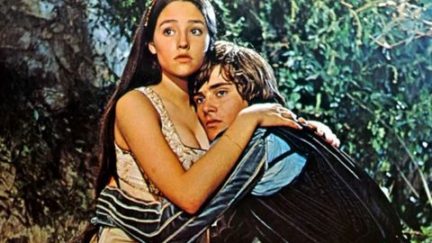 Olivia Hussey e Leonard Whiting eram adolescentes na época das filmagens de 'Romeu e Julieta' - Imagem: divulgação / Paramount