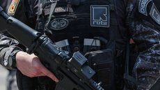 A investigação se concentra no assassinato de Vinicius Gritzbach, delator do PCC, e envolve a atuação de policiais corruptos. - Imagem: Reprodução | Redes Sociais