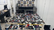 Mais de 850 aparelhos apreendidos pela polícia durante a Operação Off Line 2, realizada em 2023 - Imagem: Divulgação / Polícia Civil