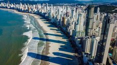 Deslizamentos e inundações ameaçam comunidades - Imagem: Reprodução / Eduardo Valente / GOVSC