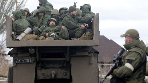 Militares russos - Imagem: Reprodução / X / @hoje_no