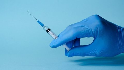 Rússia revoluciona com vacina contra o câncer para 2025 - Imagem: Reprodução / Freepik