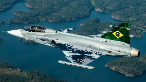 Caça F-39 Gripen marca avanço histórico do Brasil na produção de aeronaves militares de alta tecnologia. - Imagem: Reprodução / Saab do Brasil