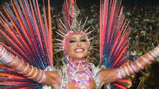 Eventos gratuitos e grandes atrações nas escolas de samba em dezembro - Imagem: Reprodução / x / @ObsFamosos