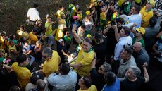 As restrições foram determinadas pelo ministro Alexandre de Moraes após publicações de filhos de Bolsonaro em redes sociais - Imagem: Reprodução / Agência Brasil / Joédson Alves