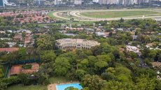 Mansão brasileira de 130 cômodos que está entre as maiores casas do mundo - Imagem: Reprodução / Wikipédia
