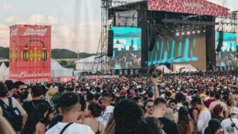 O festival Lollapalooza 2024 acontecerá nos dias 22, 23 e 24 de março, no Autódromo de Interlagos, zona sul de São Paulo - Imagem: Reprodução/Instagram @lollapaloozabr