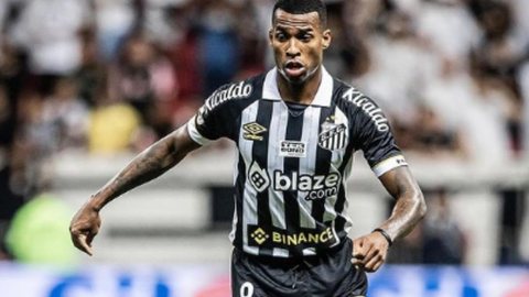 O Santos confirmou a venda nesta segunda-feira (8) através do presidente Marcelo Teixeira - Imagem: Reprodução/Instagram @jeanlucas8_