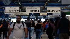 Movimento de passageiros na estação Barra Funda - Imagem: Reprodução / Agência Brasil / Fernando Frazão