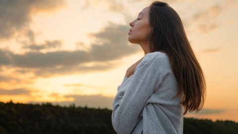 AFNE reforça atenção aos sinais de sofrimento emocional e orienta população a buscar apoio - Imagem: Reprodução/Freepik