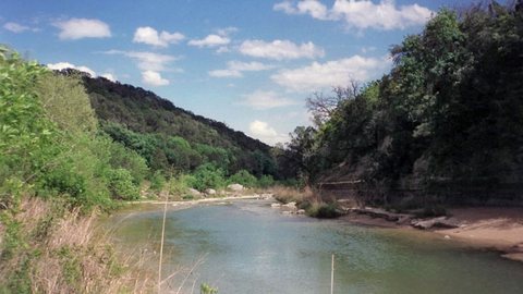 Paluxy River. - Imagem: Reprodução | Wikipedia
