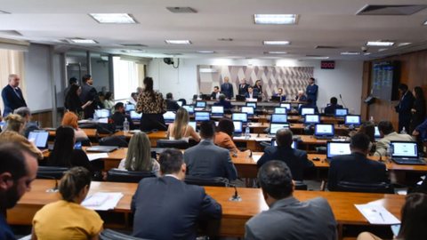 Senado aprova aumento de pena para crimes sexuais cometidos durante atendimentos médicos - Imagem: Divulgação / Agência Senado / Edilson Rodrigues