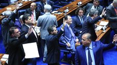 Senado votando o programa Mover e a taxação de compras internacionais, nesta quarta-feira (5) - Imagem: Reprodução / Lula Marques / Agência Brasil