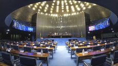 Com 14 votos a 12, o Senado avança na proposta do voto impresso, enfrentando prazos apertados e críticas de especialistas - Imagem: Reprodução / Roque de Sá / Agência Senado