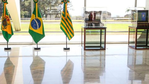 Exposição no Senado homenageia os 200 anos da Independência do Brasil - Imagem: reprodução grupo bom dia