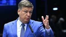 Senador Carlos Viana afirma que CPMI do INSS pode votar relatório final na próxima semana - Imagem: Reprodução